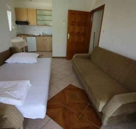 Apartamento Studio In With Terrace, Air Conditioning, Wi-fi Vir